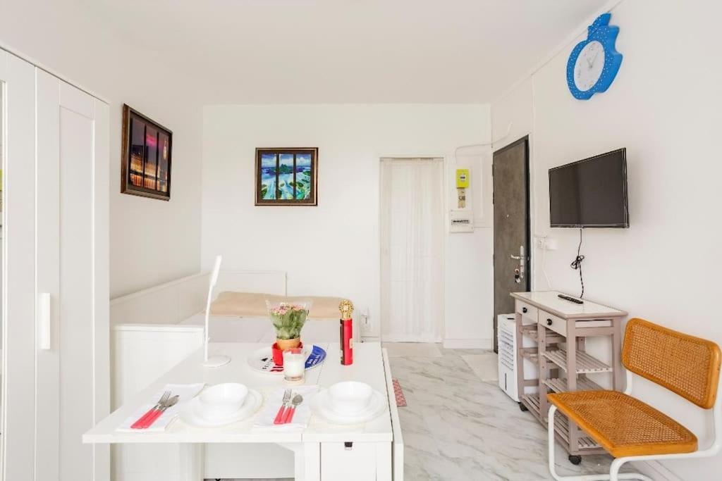 Paris Tourist Apartment, France Stains Esterno foto